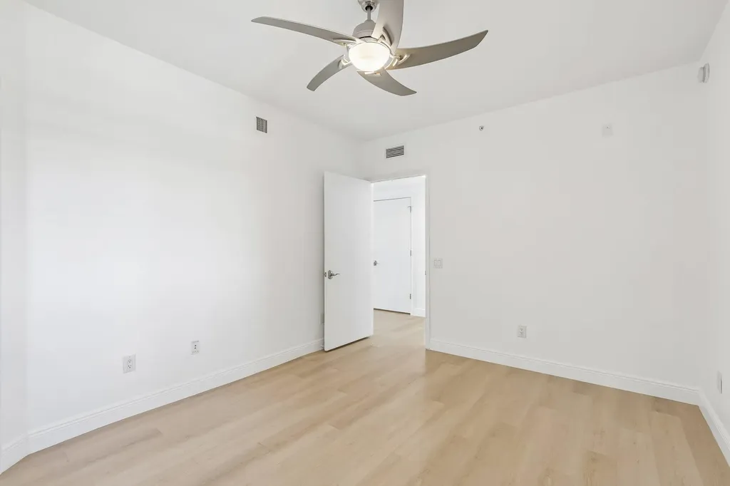 2650 Lake Shore Drive Riviera Beach FL 33404