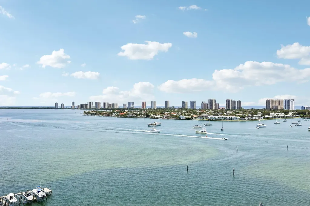 2650 Lake Shore Drive Riviera Beach FL 33404