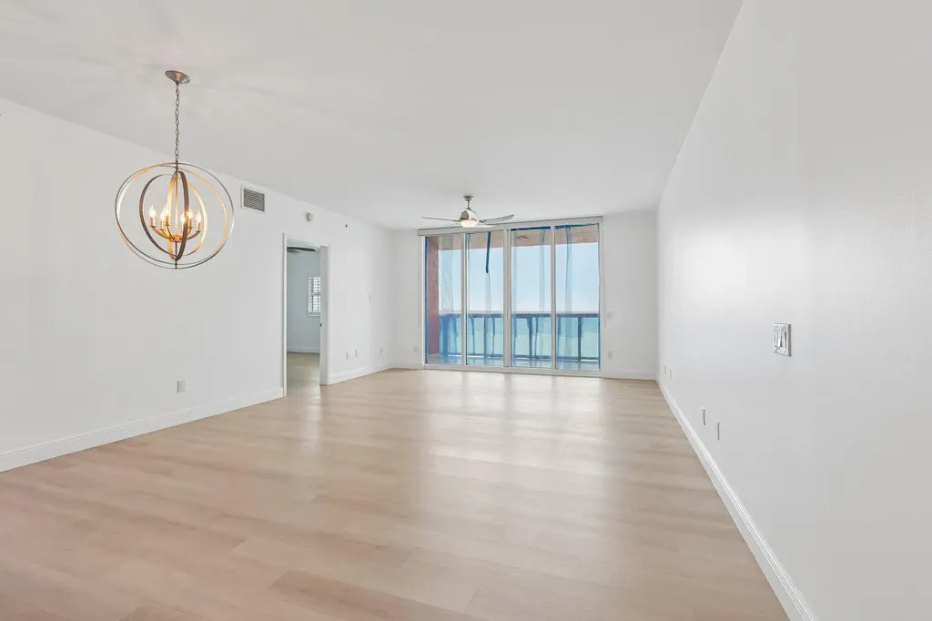 2650 Lake Shore Drive Riviera Beach FL 33404