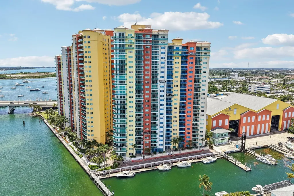 2650 Lake Shore Drive Riviera Beach FL 33404