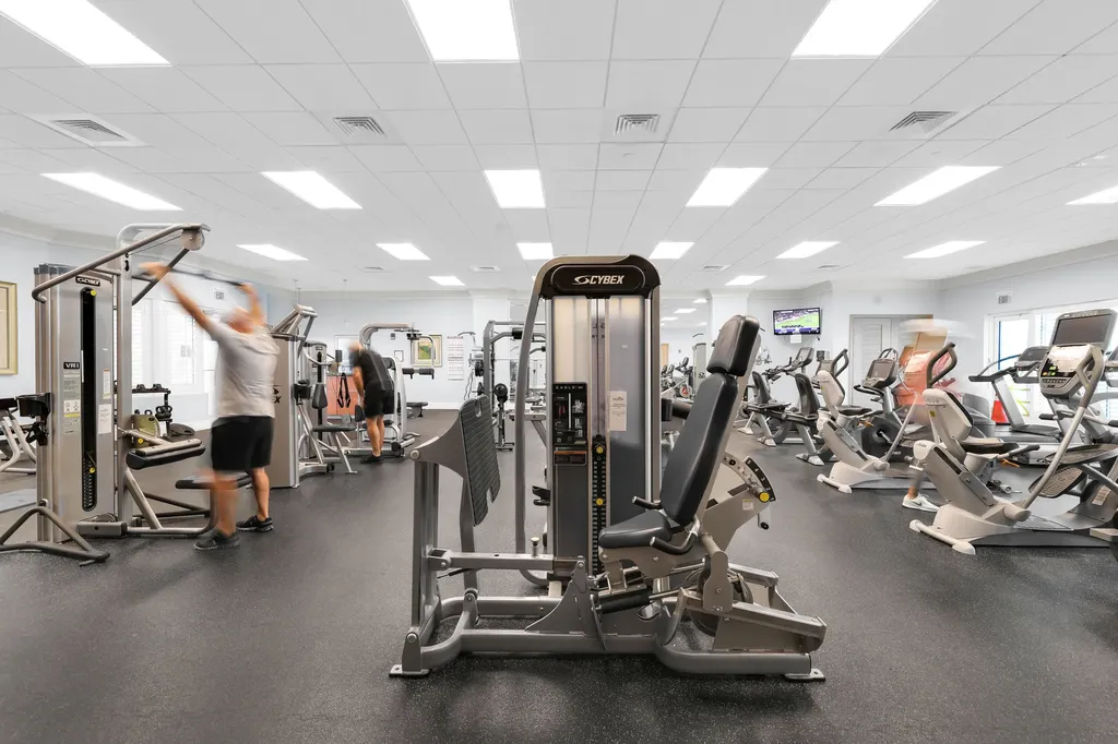 2650 Lake Shore Drive Riviera Beach FL 33404
