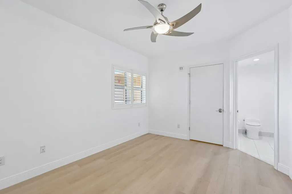 2650 Lake Shore Drive Riviera Beach FL 33404
