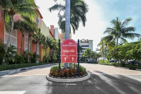 2650 Lake Shore Drive Riviera Beach FL 33404