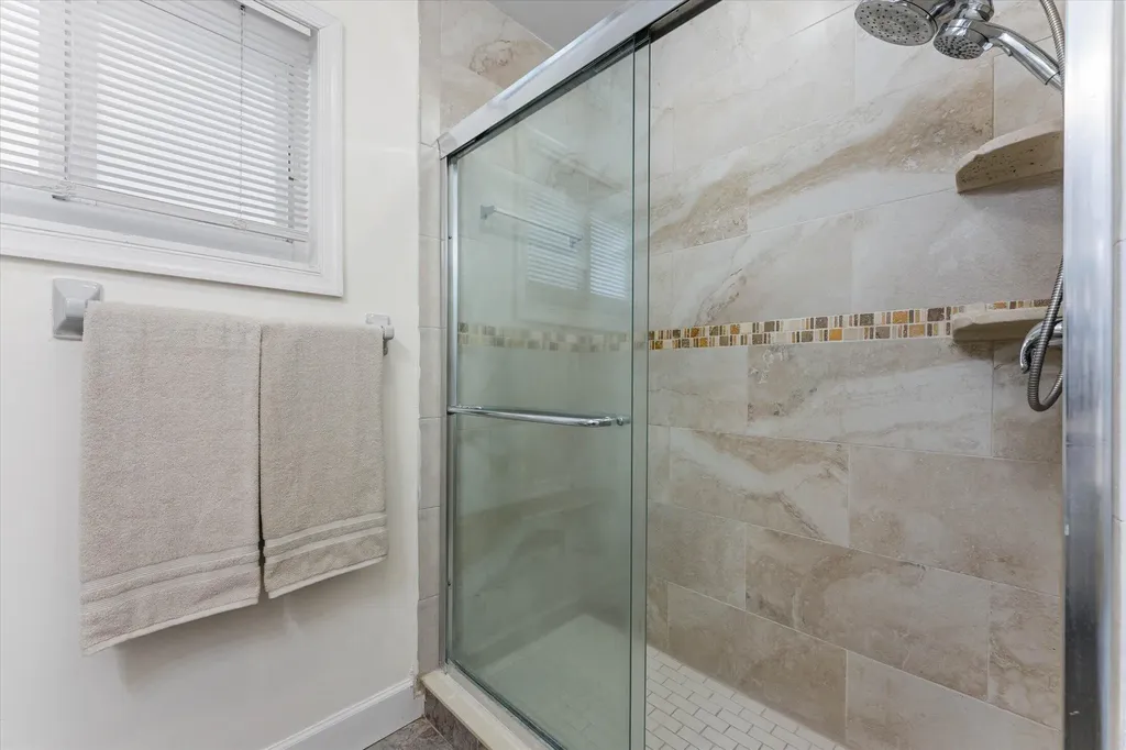 6515 SW 8th Place North Lauderdale FL 33068