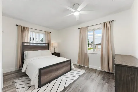 6515 SW 8th Place North Lauderdale FL 33068