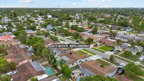 6515 SW 8th Place North Lauderdale FL 33068