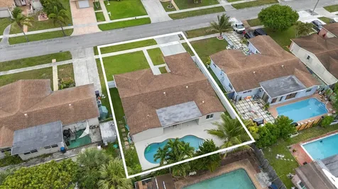 6515 SW 8th Place North Lauderdale FL 33068