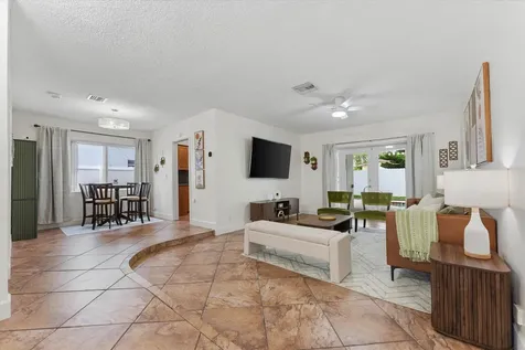 6515 SW 8th Place North Lauderdale FL 33068