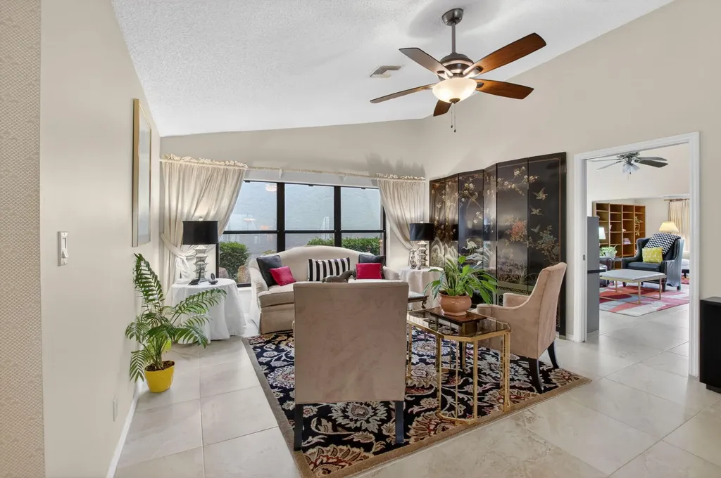 21375 Sonesta Way Boca Raton FL 33433
