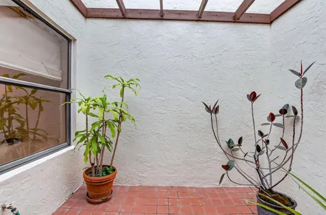 21375 Sonesta Way Boca Raton FL 33433