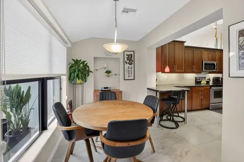 21375 Sonesta Way Boca Raton FL 33433