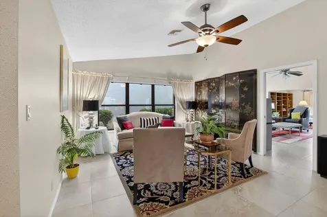 21375 Sonesta Way Boca Raton FL 33433