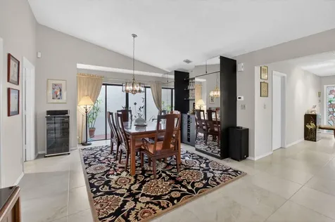 21375 Sonesta Way Boca Raton FL 33433