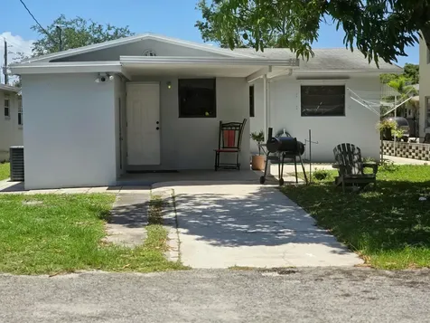 2032 Fillmore Street Hollywood FL 33020