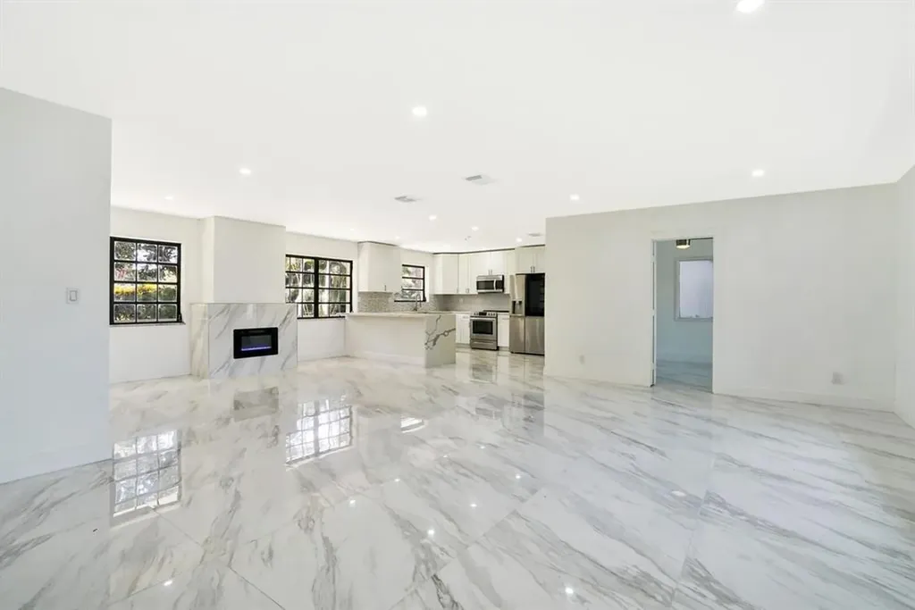 4190 SW 4th Street Plantation FL 33317