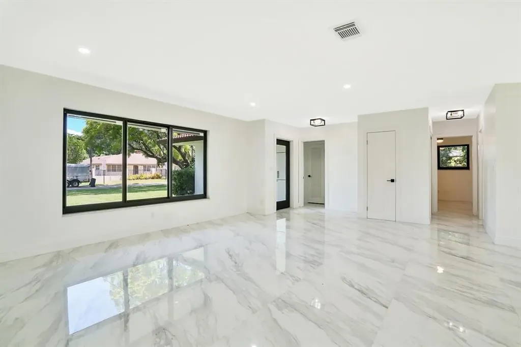 4190 SW 4th Street Plantation FL 33317