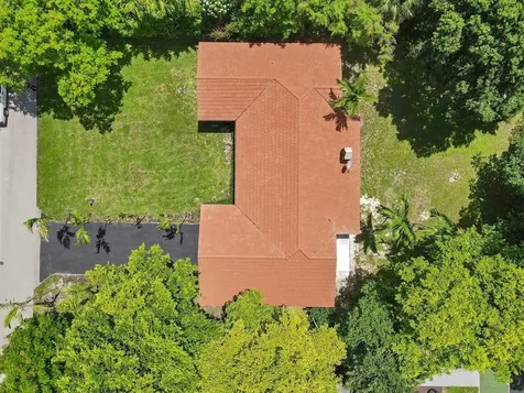 4190 SW 4th Street Plantation FL 33317