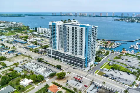 220 Lake Shore Drive Lake Park FL 33403