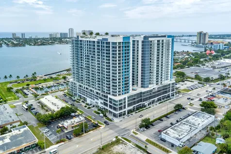 220 Lake Shore Drive Lake Park FL 33403