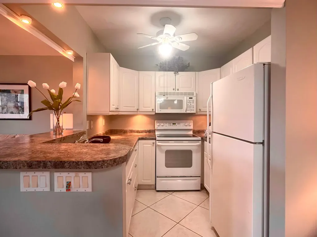 243 Coventry K West Palm Beach FL 33417