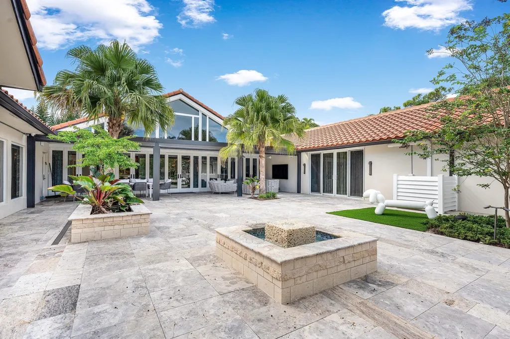 6641 Giralda Circle Boca Raton FL 33433