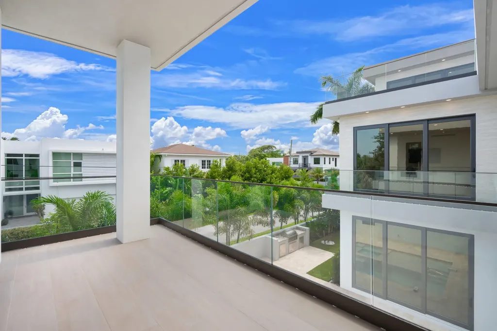 301 NE 7th Avenue Delray Beach FL 33483
