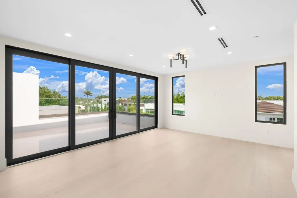 301 NE 7th Avenue Delray Beach FL 33483