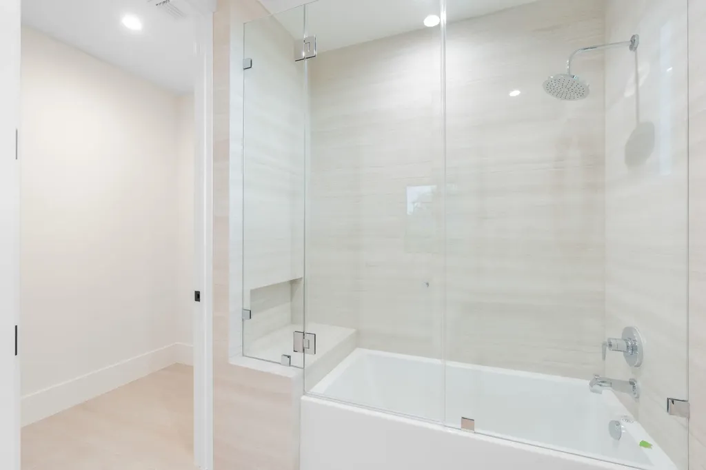 301 NE 7th Avenue Delray Beach FL 33483