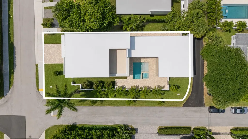 301 NE 7th Avenue Delray Beach FL 33483