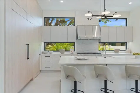 301 NE 7th Avenue Delray Beach FL 33483
