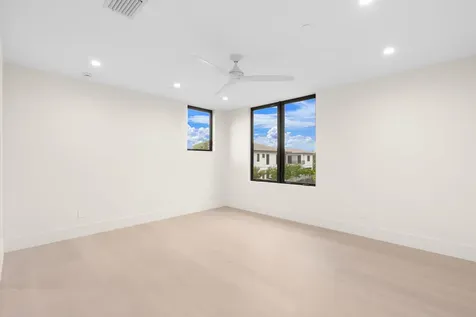 301 NE 7th Avenue Delray Beach FL 33483