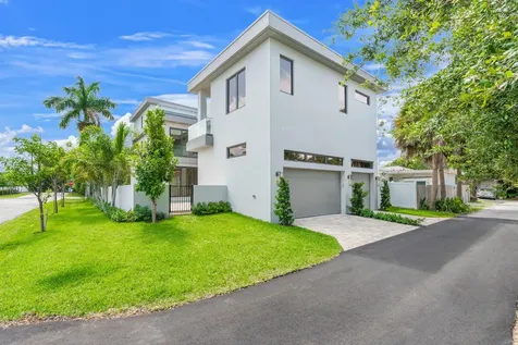 301 NE 7th Avenue Delray Beach FL 33483