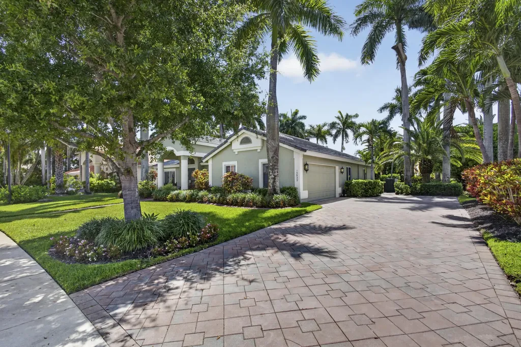 15822 Cypress Park Drive Wellington FL 33414