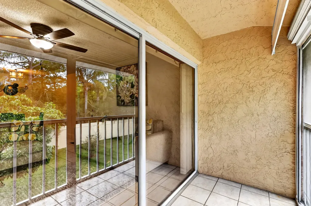1548 SE Royal Green Circle Port St Lucie FL 34952