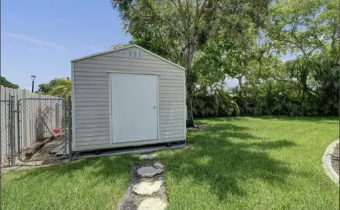 14701 Madison Place Davie FL 33325