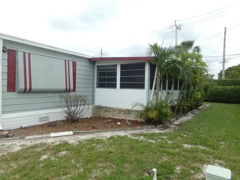 57006 Antilles Boynton Beach FL 33436