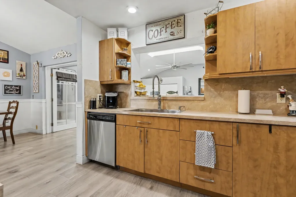 4560 NW 113th Terrace Sunrise FL 33323