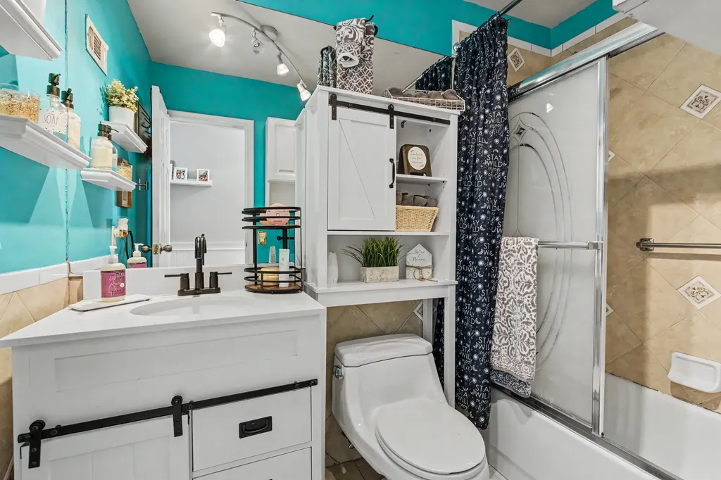 4560 NW 113th Terrace Sunrise FL 33323