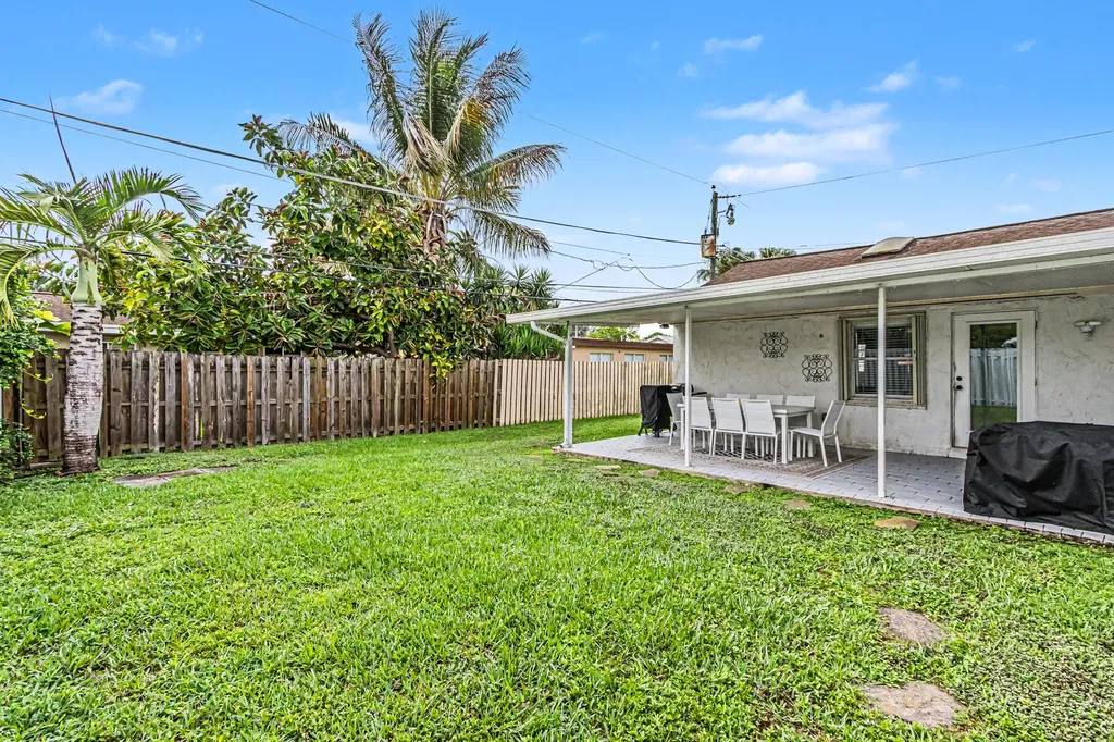4560 NW 113th Terrace Sunrise FL 33323