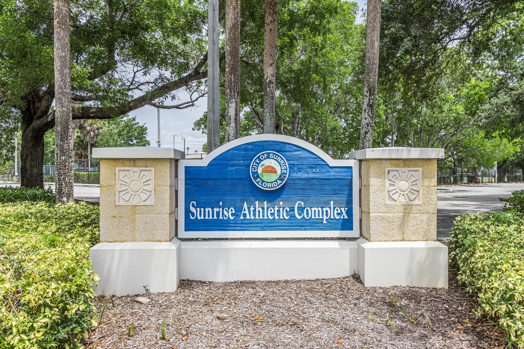 4560 NW 113th Terrace Sunrise FL 33323