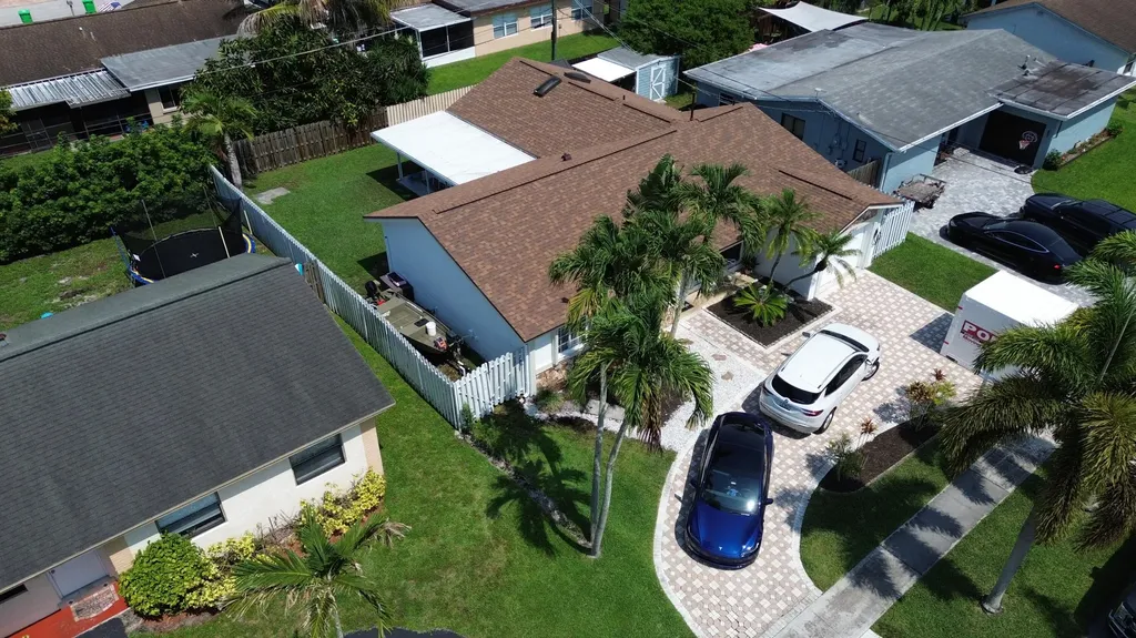 4560 NW 113th Terrace Sunrise FL 33323