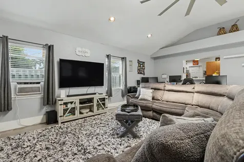 4560 NW 113th Terrace Sunrise FL 33323