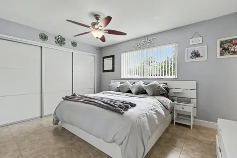 4560 NW 113th Terrace Sunrise FL 33323