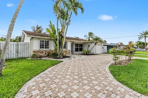 4560 NW 113th Terrace Sunrise FL 33323
