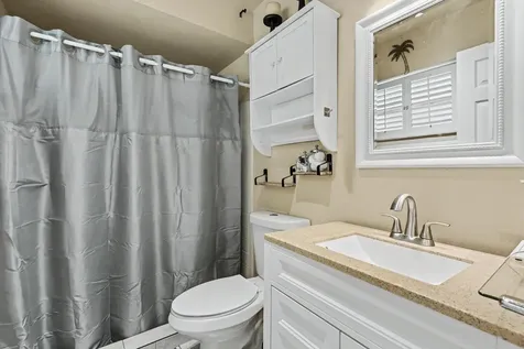 4560 NW 113th Terrace Sunrise FL 33323