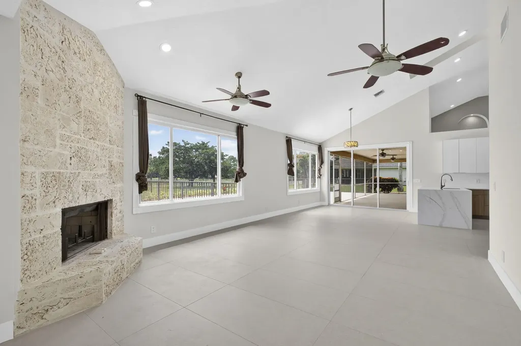 8030 Woodsmuir Drive Palm Beach Gardens FL 33412