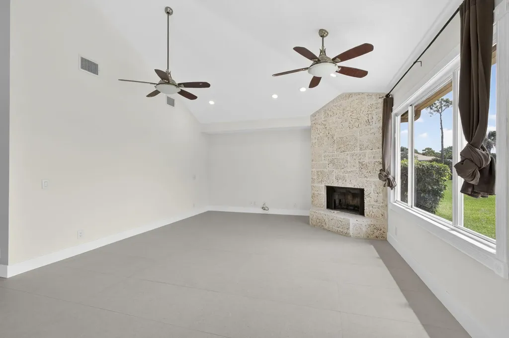 8030 Woodsmuir Drive Palm Beach Gardens FL 33412
