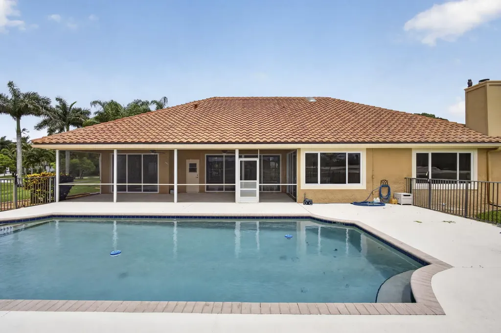 8030 Woodsmuir Drive Palm Beach Gardens FL 33412