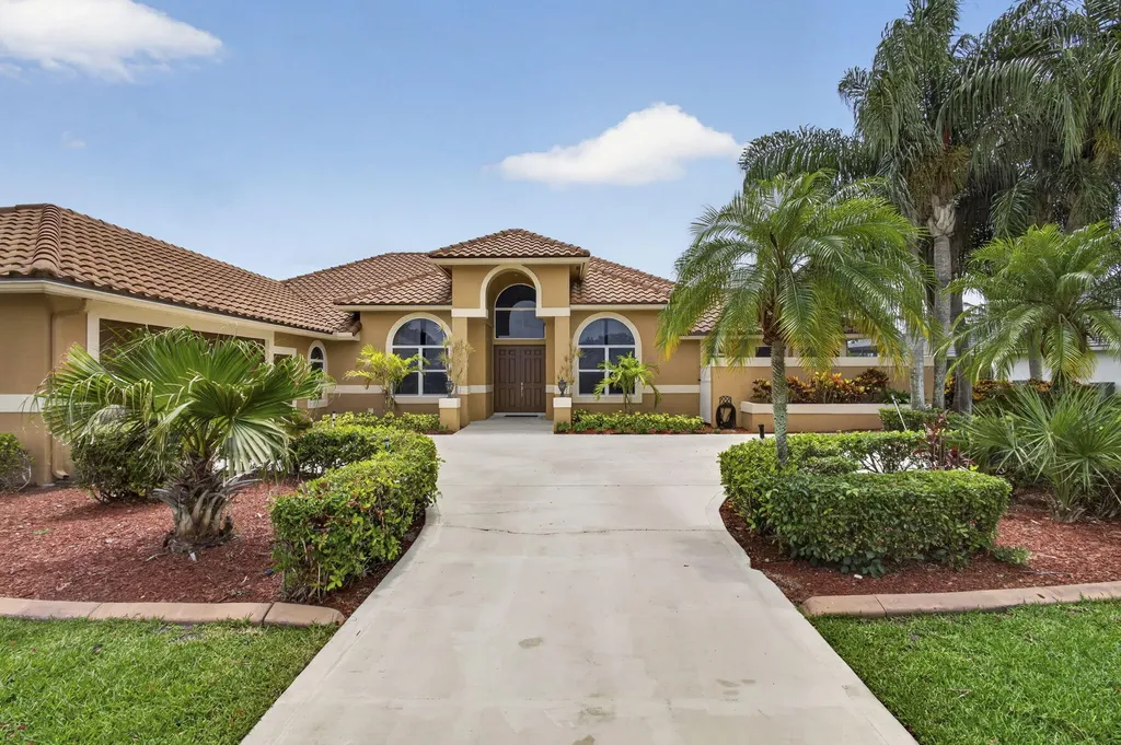 8030 Woodsmuir Drive Palm Beach Gardens FL 33412