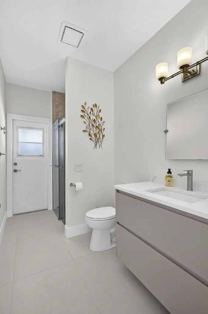 8030 Woodsmuir Drive Palm Beach Gardens FL 33412